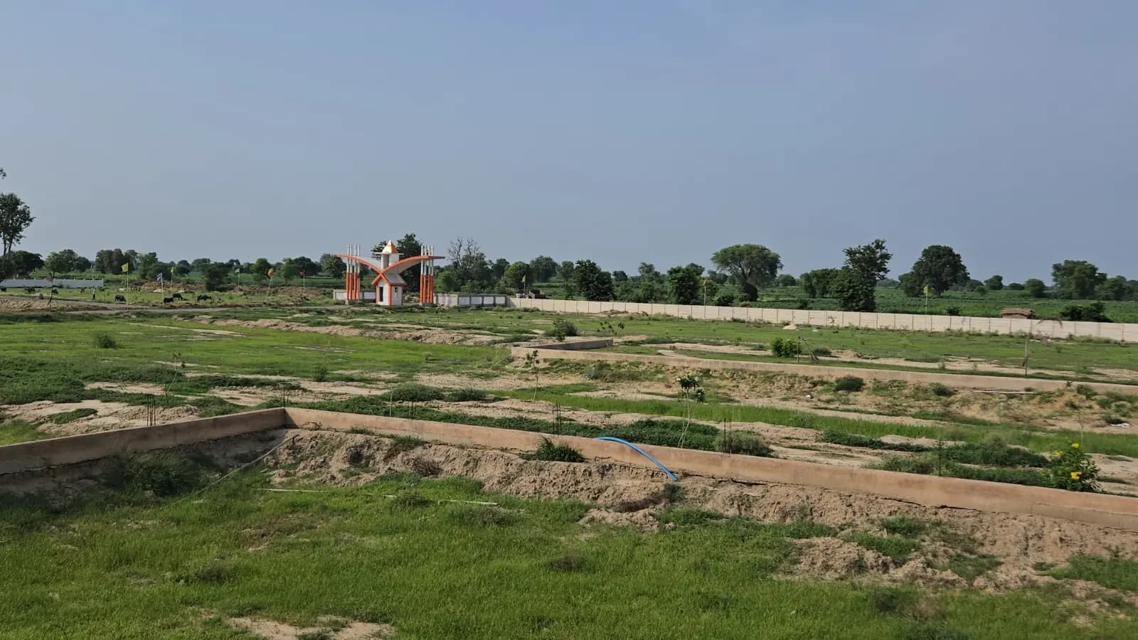 40 acres Residential plot in Loharwari — photo 5