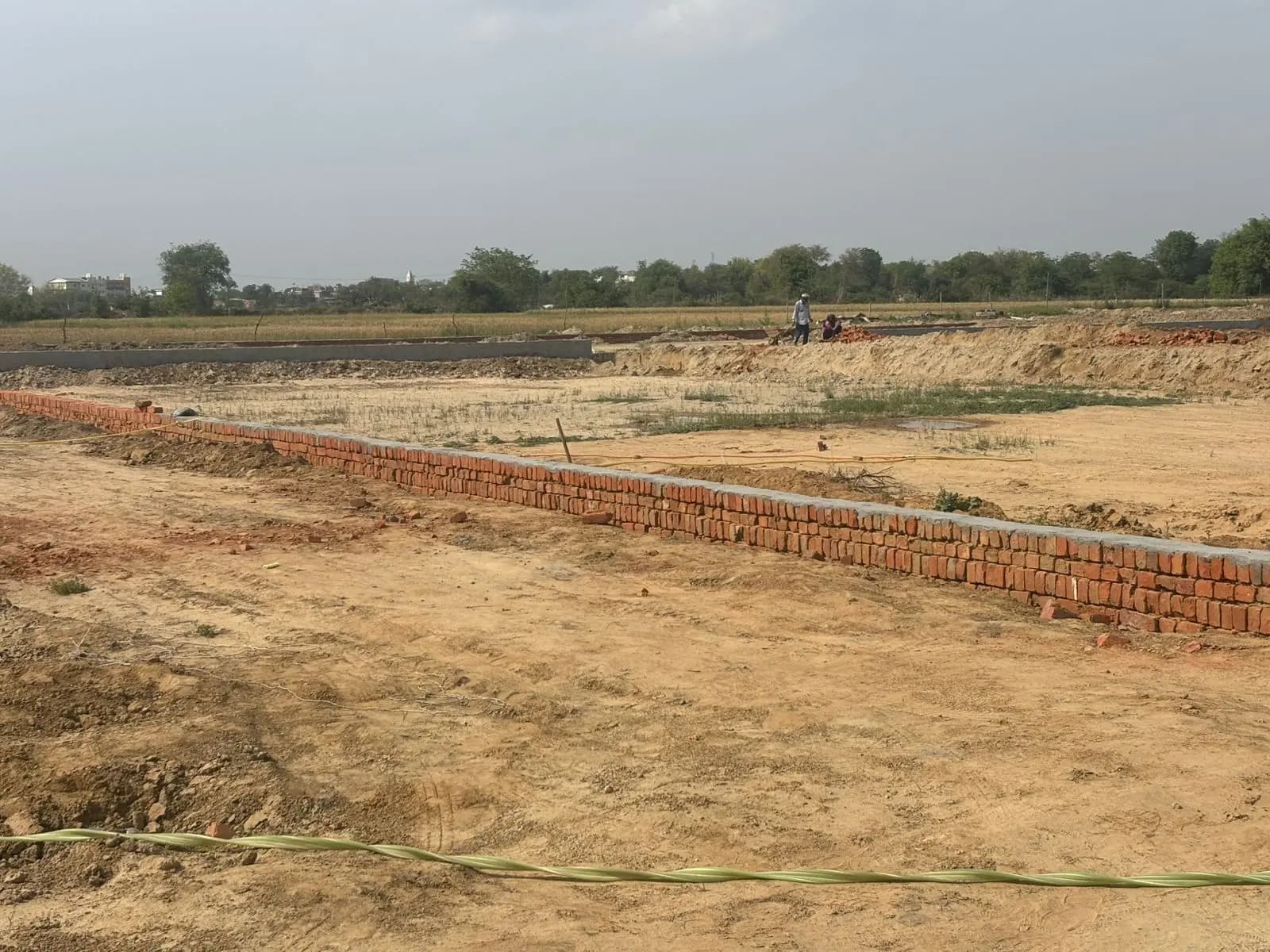 100 sq yd Residential plot in Nanua ka Razapur — photo 5
