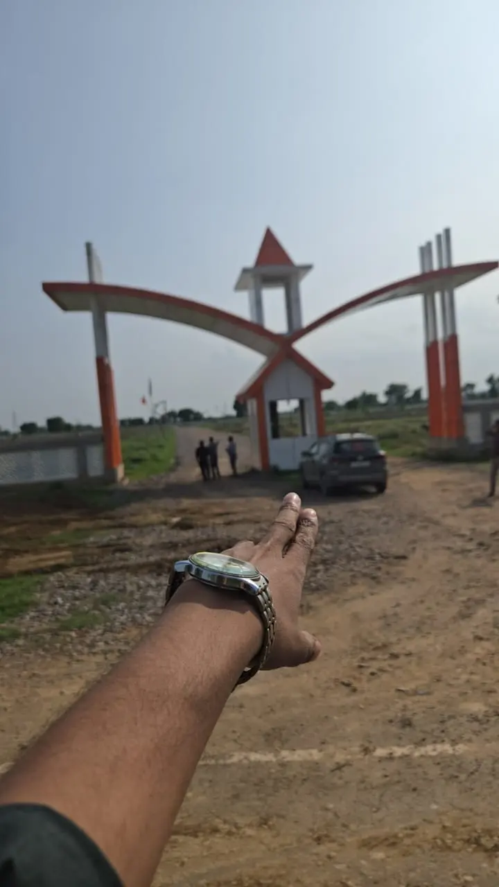 40 acres Residential plot in Loharwari — photo 9