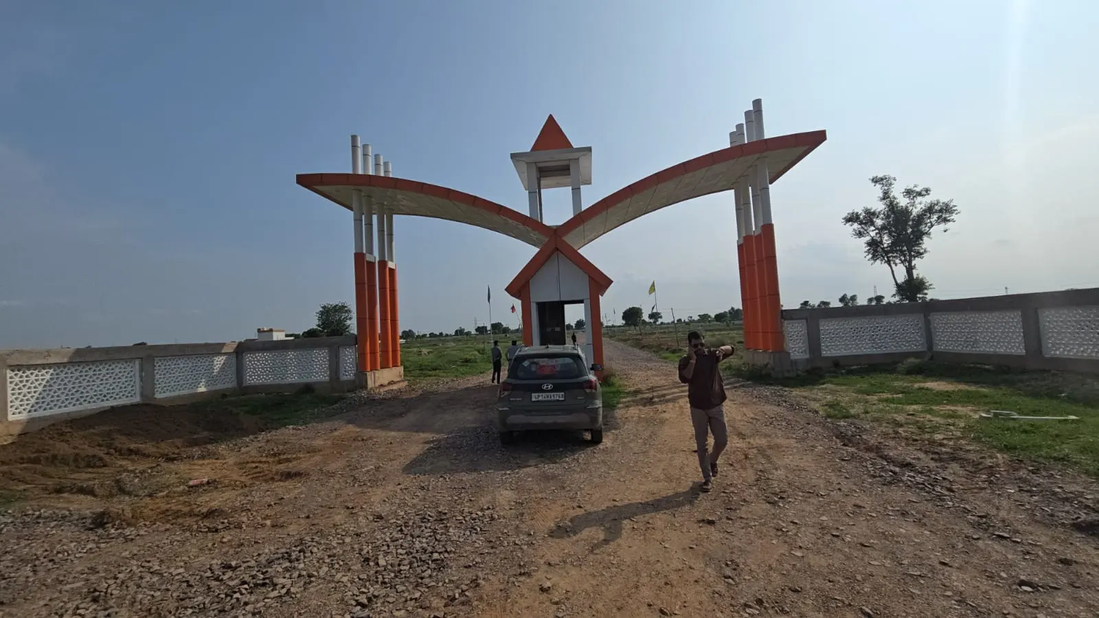 40 acres Residential plot in Loharwari — photo 10